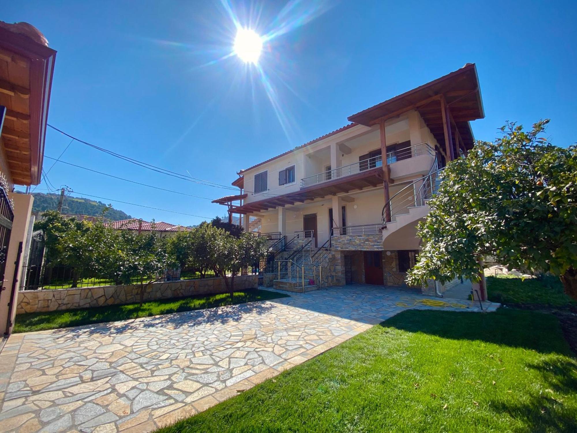 Villa Berat Kültér fotó