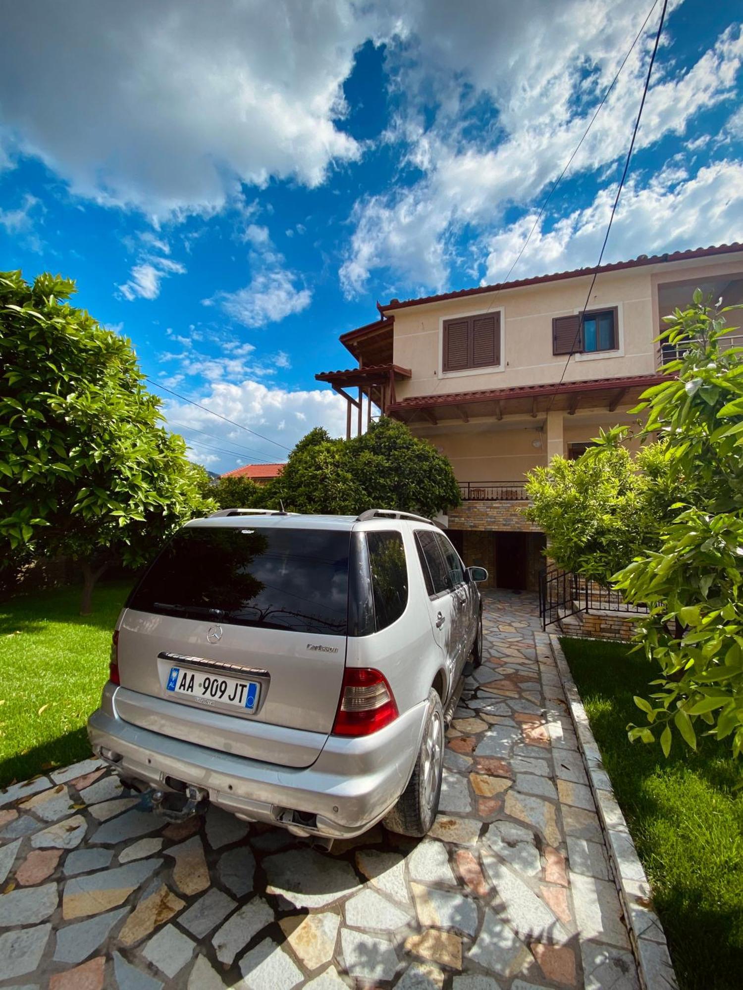 Villa Berat Kültér fotó
